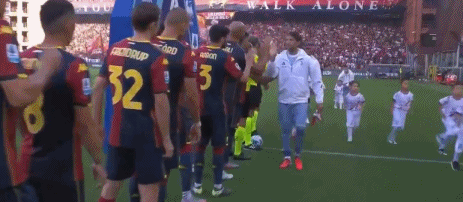 世俱杯官方-半场：尤文0-0热那亚，戴维错失良机，加蒂造险