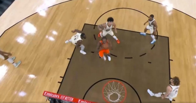 世俱杯官方-发力一波流？伦纳德追身三分 随后穿越多人左手拉杆上篮打停勇士