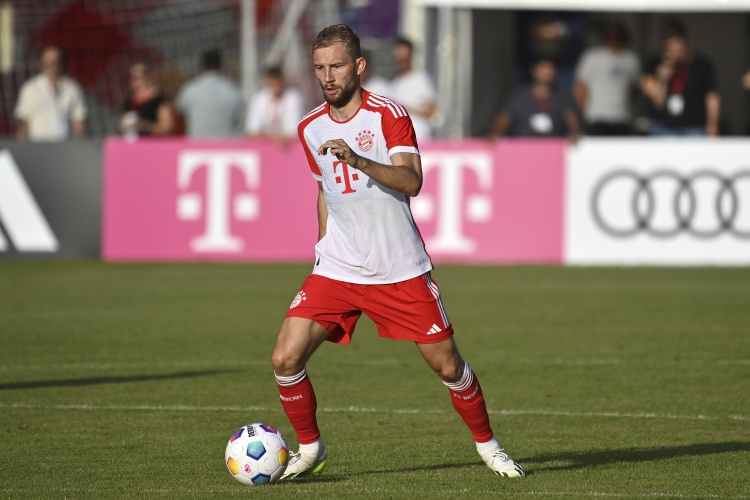 世俱杯-记者：莱默尔脚踝有伤，但对阵多特依然带伤出战