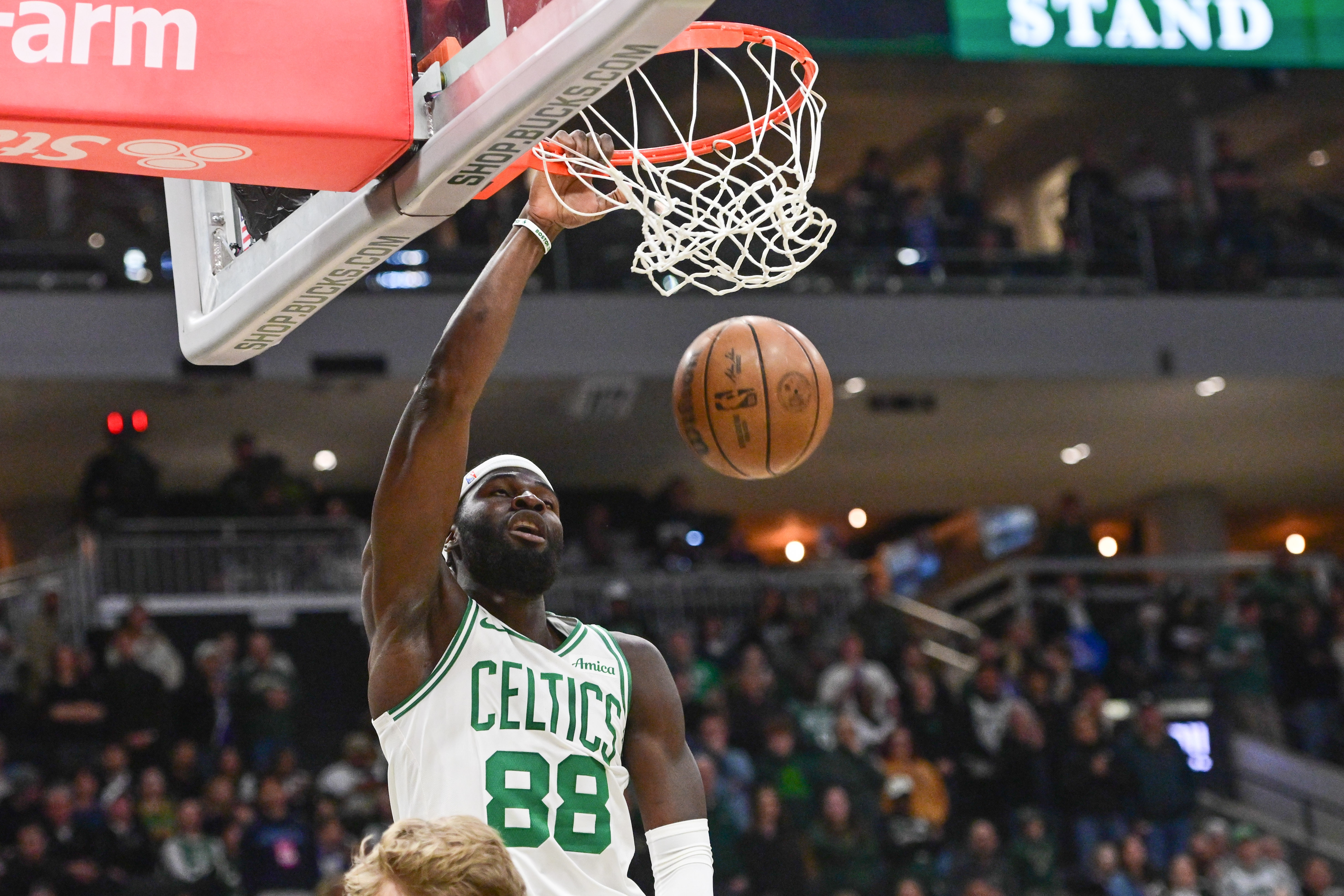 世俱杯-杰伦·布朗：奎塔一直在进步 他配得上被列入最快进步球员候选